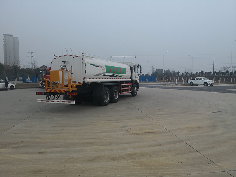 中潔牌XZL5250GSS6型東風(fēng)華神T5后雙橋?yàn)⑺? /></div>
            
            <div   id=