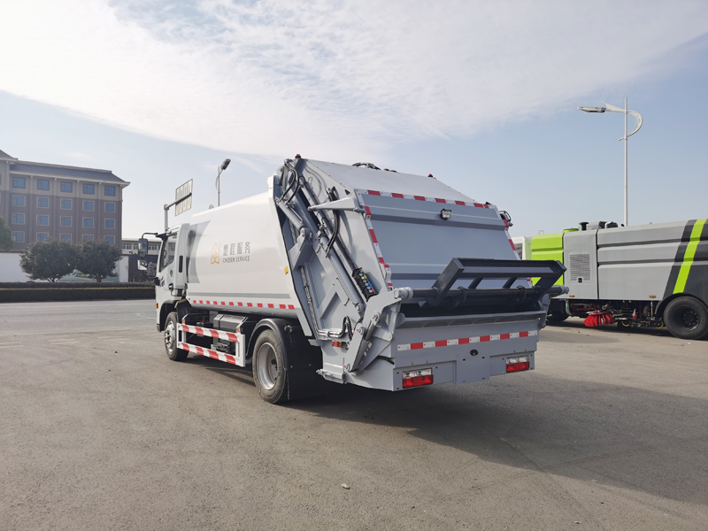 中潔牌XZL5121ZYS6型壓縮式垃圾車(chē)