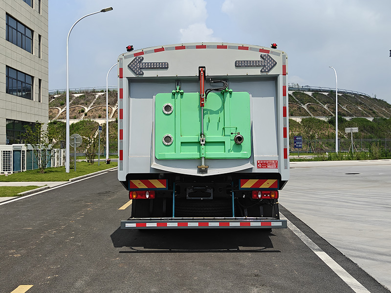 XZL5182TXSBEV型純電動(dòng)洗掃車(chē)