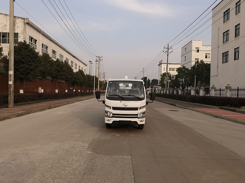 XZL5040GXWBEV型純電動吸污車