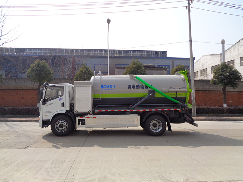 XZL5180GXWBEV型純電動吸污車