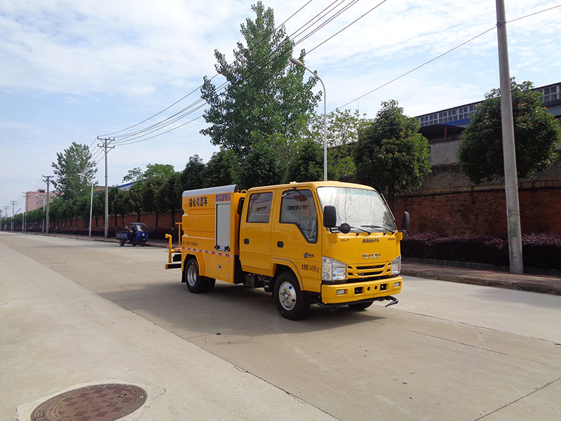 XZL5046GPS6型綠化噴灑車