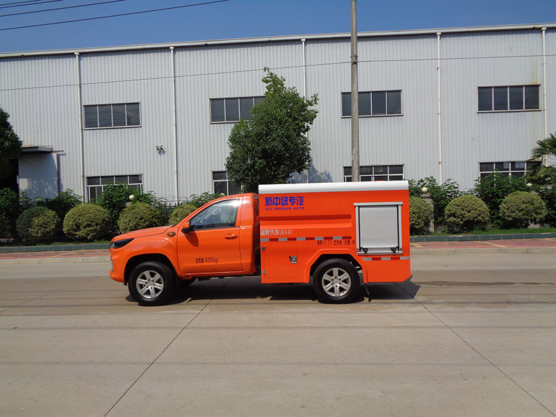 XZL5046GSS6型灑水車(chē)