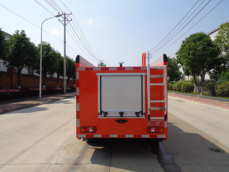 XZL5046GSS6型灑水車(chē)