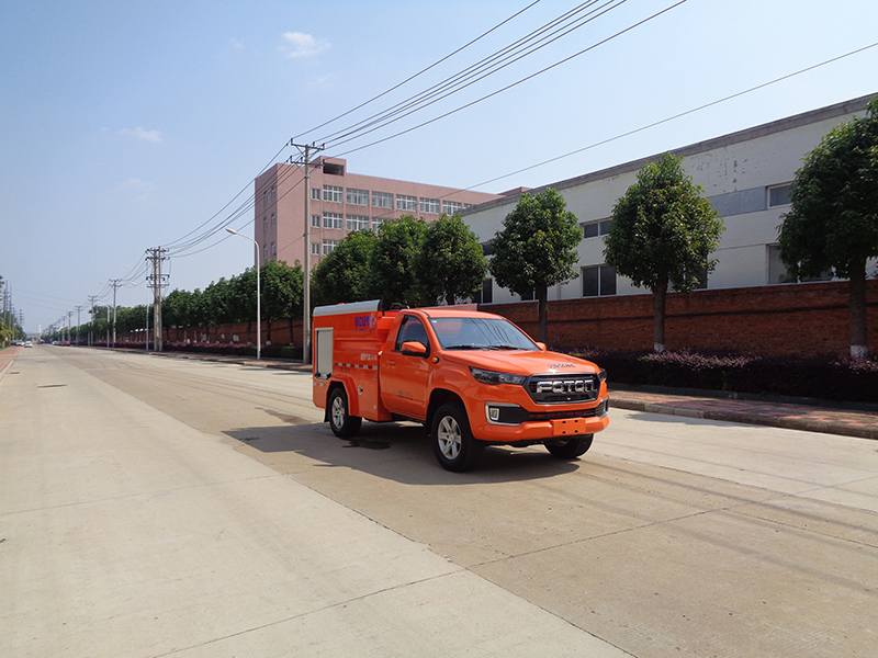 XZL5046GSS6型灑水車(chē)